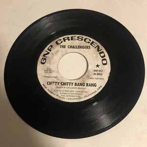 Challengers 45 Vinyl Record Chitty Chitty Bang Bang - Lonely Little Girl - Picture 1 of 2