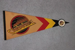 1980's Vancouver Canucks NHL Pennant and pin - Picture 1 of 1