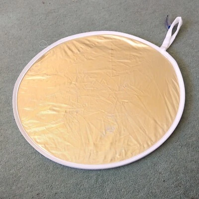 Lastolite -White & Gold Reversible Reflector - 50cm - Used - Image 1 of 4