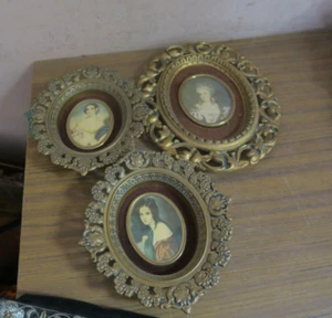 Juego de 3 colecciones de cameos de colección estampados de obras de arte enmarcadas - Imagen 1 de 4
