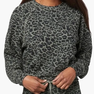 Joe's Lola Animal Print Sweatshirt Sz Medium New - Picture 1 of 16