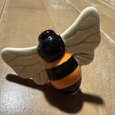 "Нора Флеминг СНЯТАЯ С ПРОИЗВОДСТВА A153 ""Buzzy Bee"" Bumblebee Mini" - Изображение 1 из 4