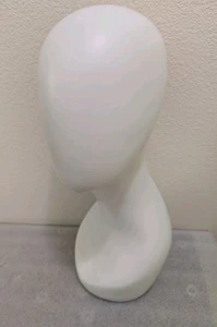 Weibliche Kunststoff Schaufensterpuppe weißer Kopf für Perücken Hüte Halskette Display - Bild 1 von 3