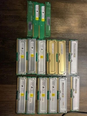 Samsung,Kingston & Comp Memory BUNDLE 12 pieces RDRAM RIMM RAM & 4 pieces C-RIMM - Image 1 of 4