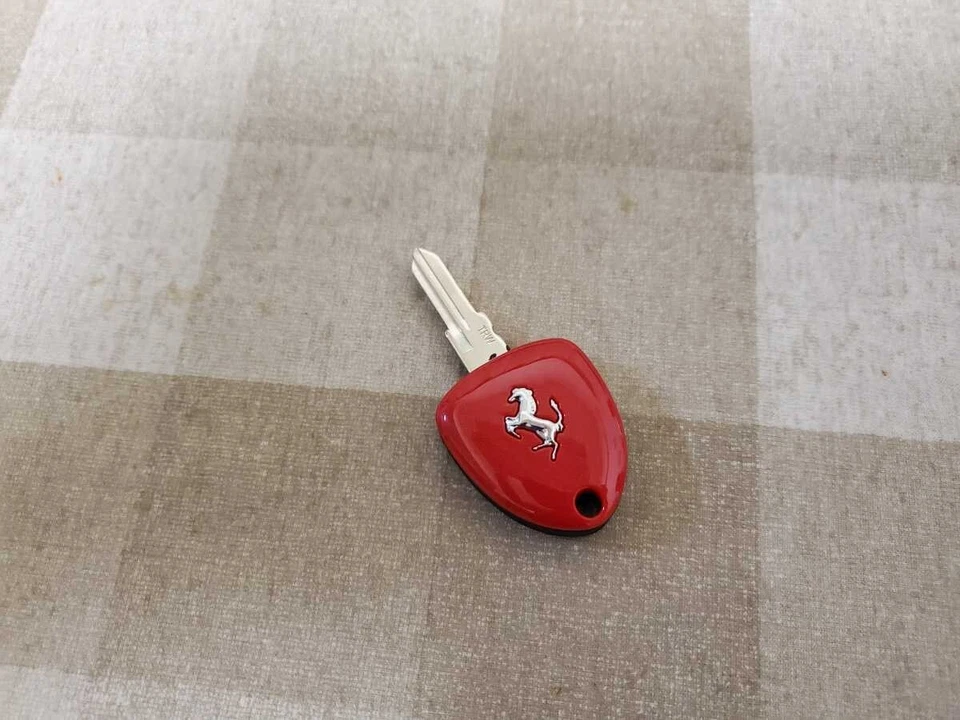 Ferrari Blank Key Testarossa F430/360/355/348/512TR/F512M/550/456 etc New - Image 1 of 4