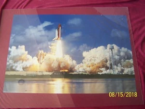 "LANZAMIENTO ESPACIAL DE LA NASA" 2000 impresión italiana, Nuova Arti Grafiche, 24"hx35"w - Imagen 1 de 7