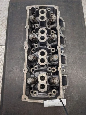 Culata izquierda conductor 5,7 L compatible con 16-23 300 1176353 Foto 1 de 4