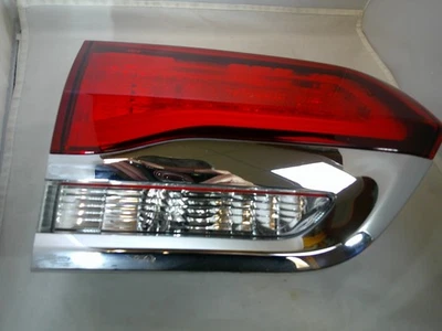 2014 - 2021 OEM Jeep Grand Cherokee lift gate hatch trunk tail gate light lens - Image 1 of 4