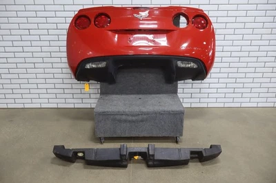 2005-2013 C6 Corvette Base Model Rear Bumper W/Lights Victory Red (74U) Foto 1 de 4
