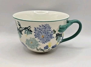 Taza de café Anthropologie Arboretum floral con mango de libélula - Imagen 1 de 6