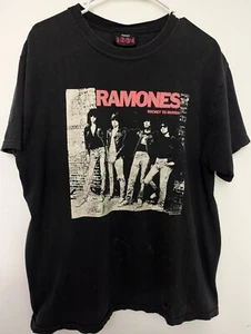 T-shirt Ramones Rocket to Russia vintage 1234 originale taglia XL Distressed Punk - Foto 1 di 11
