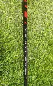 Fujikura VENTUS RED and Black 5R FW Regular Flex 3w or 5w Shaft w/ Adapter +Grip - Picture 1 of 3