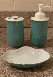 Bathroom Accessory Set ( lotion pump, soap dish, toothbrush holder). NEW - Picture 1 of 7