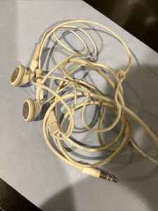 Vintage Genuine OEM 2001 Apple Earbuds For iPod 1st & 2nd Gen Tested See Descrip - Picture 1 of 3