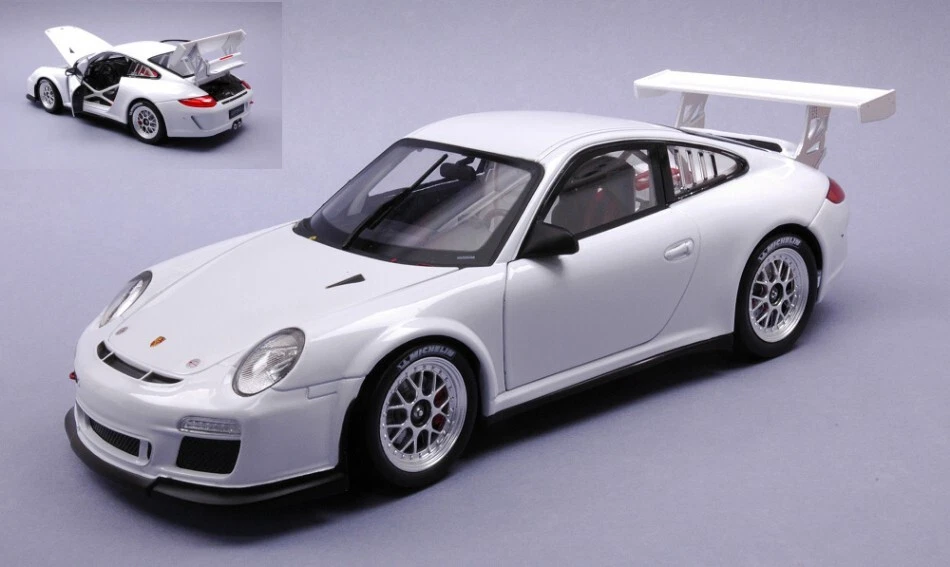 Modellino auto scala 1:18 Welly  PORSCHE 911 GT3 CUP STREET VERSION WHITE die... - Immagine 1 di 1