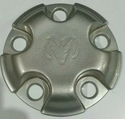 Dodge Ram 1500 2002-2008 tapa central 2162 OEM plateado 52106536 Foto 1 de 4