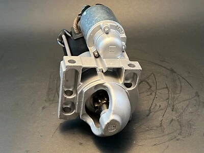 STARTER FOR 2004 Chevrolet SSR Convertible V8  5.3L 325cid - Image 1 of 4
