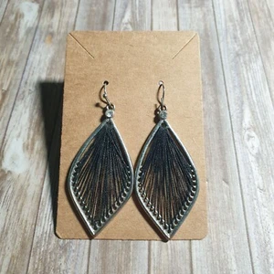 Vintage Silver Black Teardrop Threader Earrings Intricate String Design Retro - Picture 1 of 4