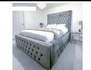 Plushed velvet Chesterfield upholstered bed for sale 4.6ft,5ft,6ft - Picture 1 of 10