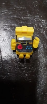 11 Transformers BotBots Series1 and3 - Image 1 of 4