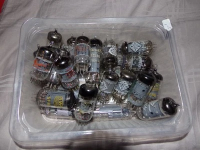 Konvolut div. Röhren, z.B. Fender/Ruby ECC83/ECC81, Telefunken EF83 ungetestet - Bild 1 von 4