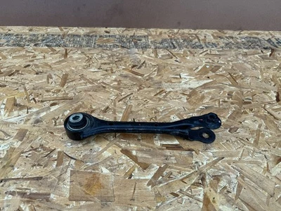 BRAZO DE CONTROL INFERIOR TRASERO FORD MUSTANG GT 2015-2023 OEM (SE ADAPTA A IZQUIERDA Y DERECHA) Foto 1 de 4