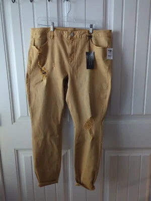 Jeans Charlotte Russe Refuge+ 18W ajustados desgastados boyfriend nuevos con etiquetas dorados Foto 1 de 4