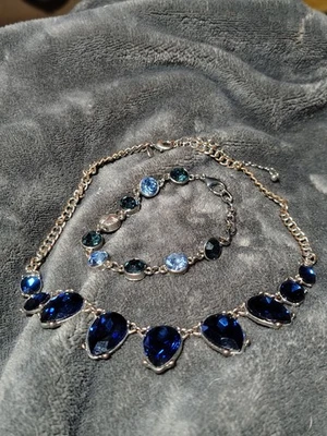 Silver Tone Necklace & Bracelet Set Blue Faceted Glass Stones Bridal Jewelry - Image 1 of 4