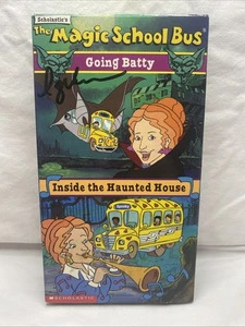 The Magic School Bus: Going Batty/Inside The Haunted House (VHS, 1996) free ship - Picture 1 of 3