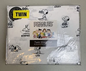 Brand New Berkshire PEANUTS Snoopy Twin Bed Sheet Set Charlie Brown - Picture 1 of 5