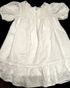 Girl's Zara White 100% Cotton Design Dress Attached Slip Size 5/6 Short Sleeves - Picture 1 of 9