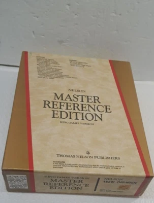 Bible, Nelson Master Reference Edition, King James Version. 154W OFF-WHITE - Image 1 of 4