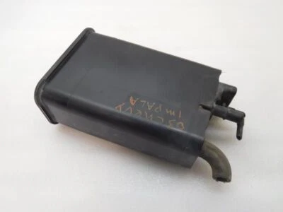 Bote de carbón de vapor de combustible Chevrolet Impala 2003 uHO121 Foto 1 de 3