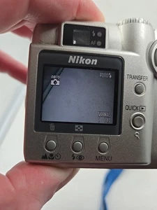 Cámara digital Nikon Coolpix 775 2,0 MP de colección PROBADA - Imagen 1 de 6