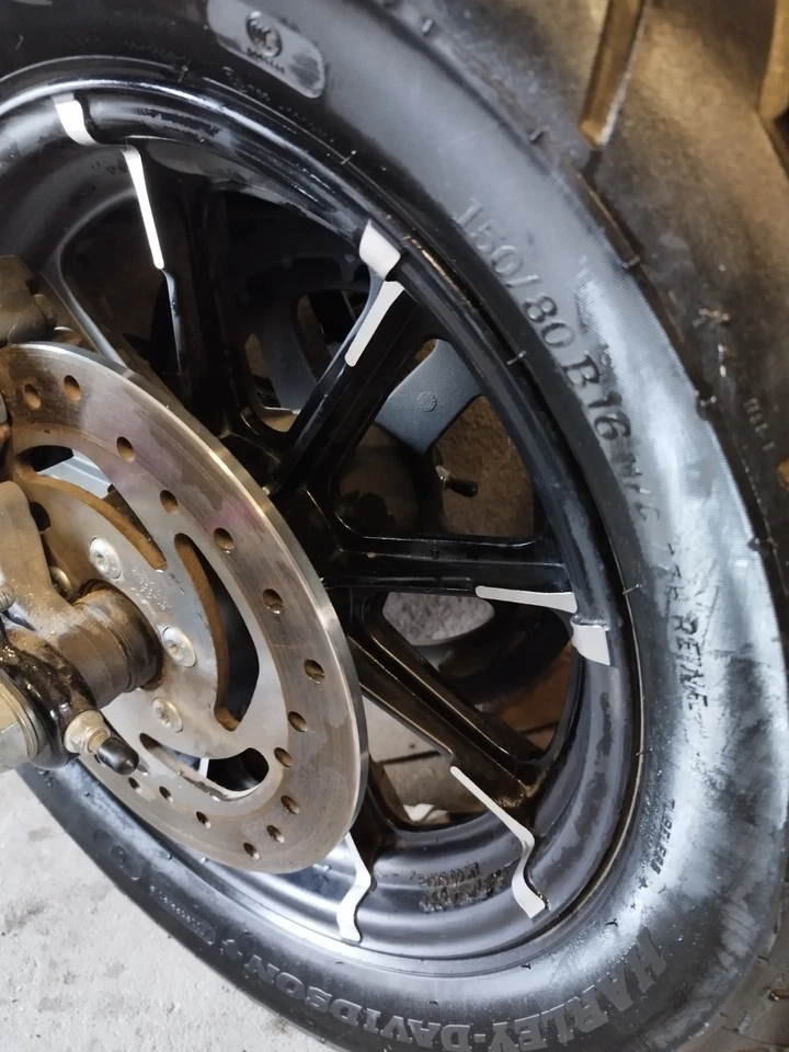 Harley Davidson Hinterrad mit Felge - Bild 1 von 1