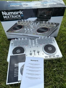 Numark mixtrack II 2 DJ Software Controller - Picture 1 of 3