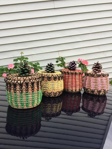 Hand made Pine needle baskets great gifts Cover