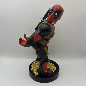 Cable Guys DEADPOOL & WOLVERINE “Bringing Up The Rear” Controlador Teléfono Soporte - Imagen 1 de 7