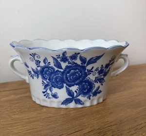 Andrea By Sadek Oval Porcelain Bowl Planter Cache Pot Scalloped Blue White - Picture 1 of 10
