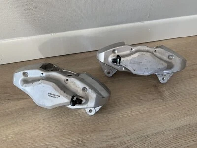 08-17 PINZAS DE FRENO TRASERO SUBARU IMPREZA WRX STI SEDÁN LH RH Foto 1 de 4