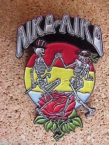SPILLA METALLO CLOISSONE GRATEFUL DEAD STYLE RELIX AIKO AIKO TUTTO IL GIORNO 2 POST - Foto 1 di 1