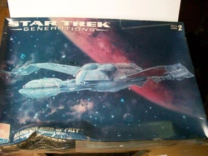 STAR TREK KLINGON BIRD OF PREY 1/1650 SCALE MODEL KIT/AMT ERTL 1995 SKILL/2 - Picture 1 of 10