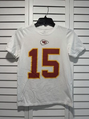 Camiseta Nike Dri-Fit Patrick Mahomes 15 Kansas City Chiefs Juvenil Mediana 10/12 Foto 1 de 4