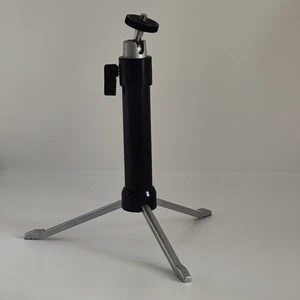 Pocket Table Top Mini Tripod With Swivel Ballhead Ball Head & Retractable Legs. - Imagen 1 de 10
