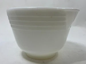 Vintage Hamilton Beach Milk Glass Mixer Bowl 6.5" Racine Wisconsin Replacement - Picture 1 of 4