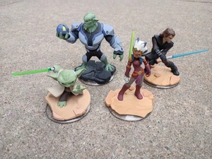 Juego de figuras Disney Infinity 3.0 Star Wars - Yoda Ahsoka Anakin + Alien - Imagen 1 de 10