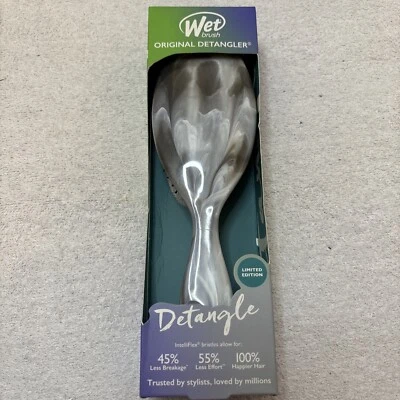 Wet Brush Original Detangler Brush  *Limited Edition* - Image 1 of 4