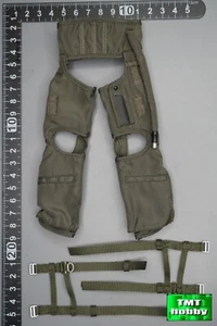1:6 Scale DID MA80182 US Navy F-14 Pilot Tom & Nick - CSU-13B/P Anti-G Suit - Picture 1 of 2