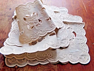 Vintage Table Linens, Ecru with Embroidery Table Runner & Center Pieces, Wedding - Picture 1 of 18