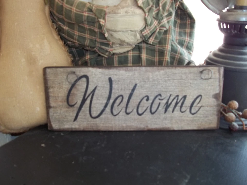 Wood Sign WELCOME Prim/Handmade Rustic Country Wall Hanging Sign Home Decor  - Image 1 of 1